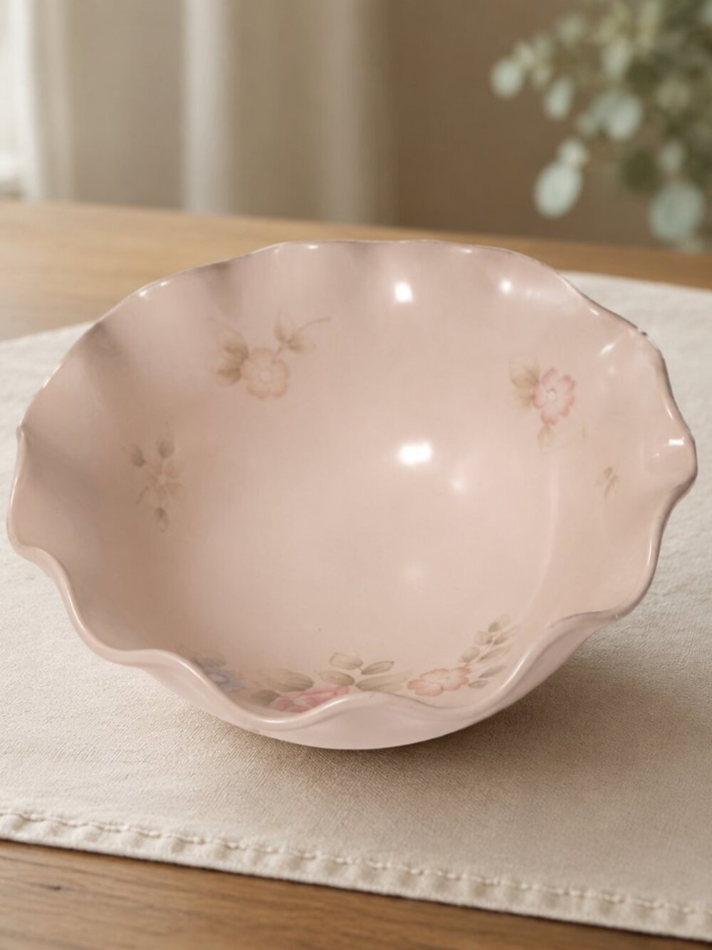 Pfaltzgraff Tea Rose Salad Bowl Blush & Pink Floral
